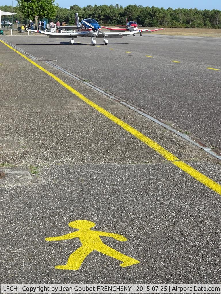 Arcachon La Teste-de-Buch Airport, Arcachon France (LFCH) - yeloow follow me...... :)