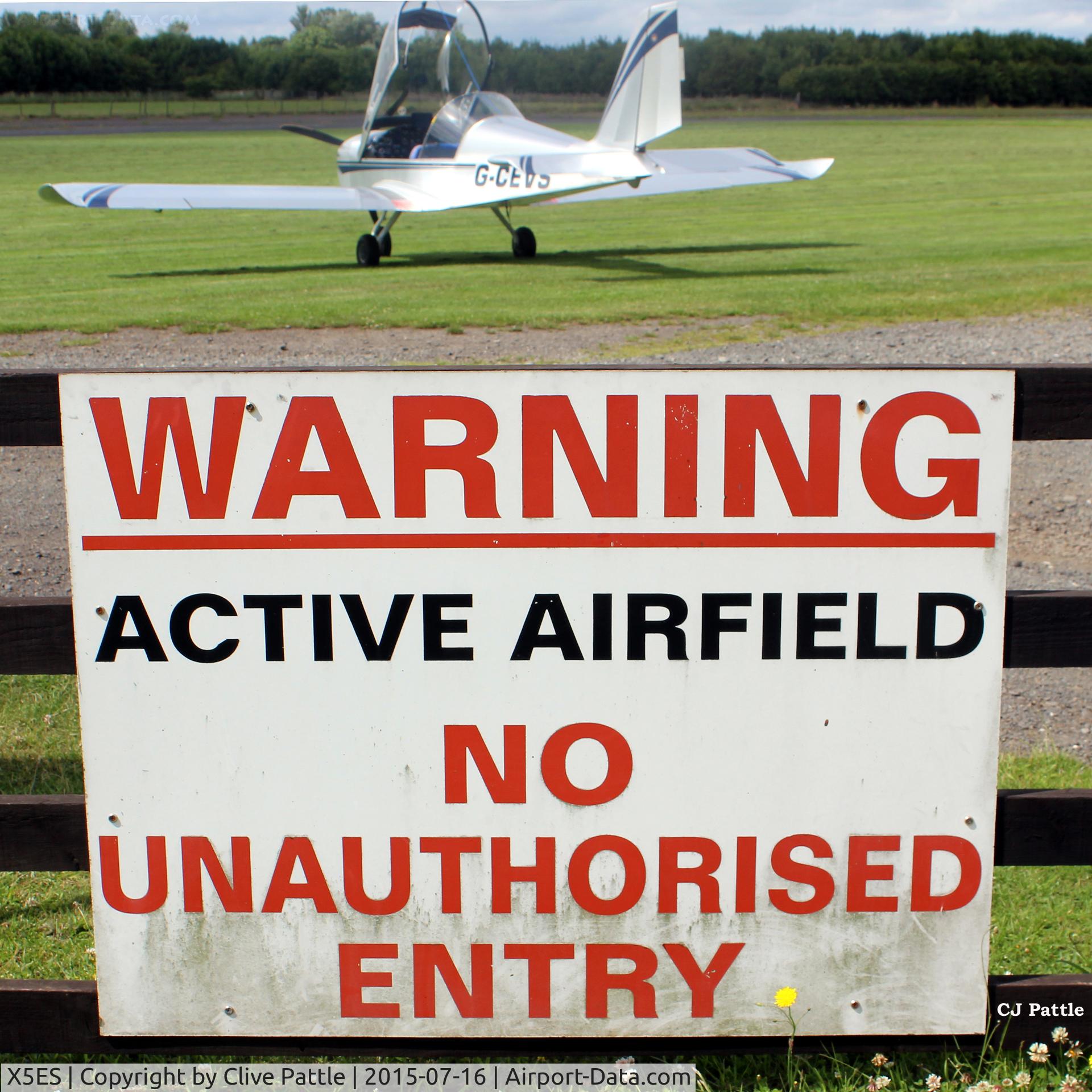 X5ES Airport - Airfield sign at Eshott X5ES