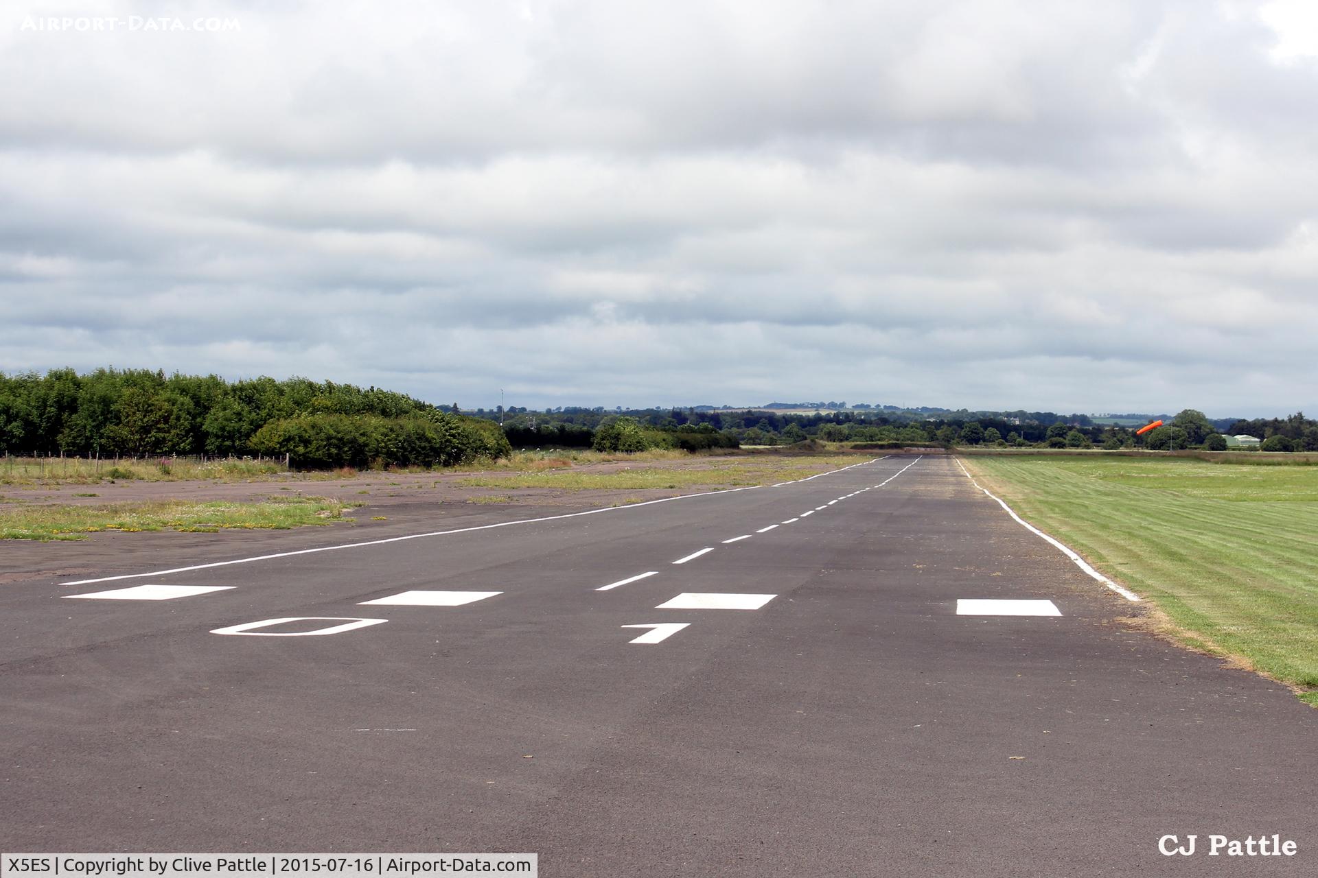 X5ES Airport - Runway view at Eshott X5ES