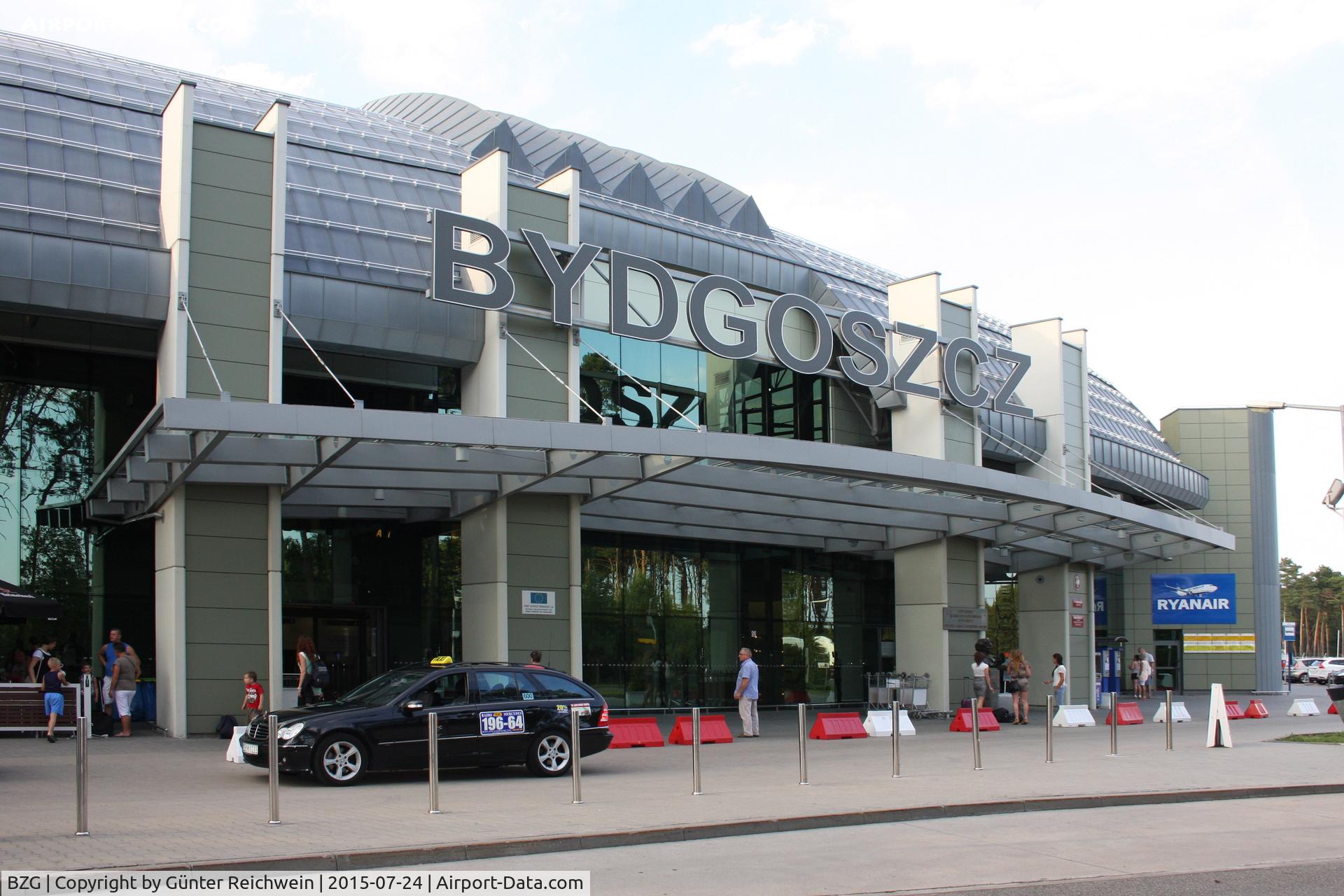 Bydgoszcz Ignacy Jan Paderewski Airport, Bydgoszcz Poland (BZG) - Very convenient airport