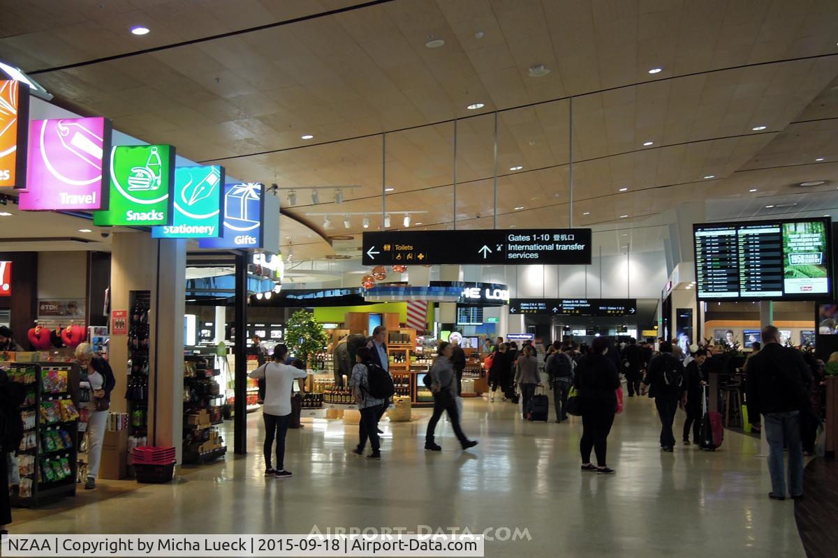 Auckland International Airport, Auckland New Zealand (NZAA) - Auckland International