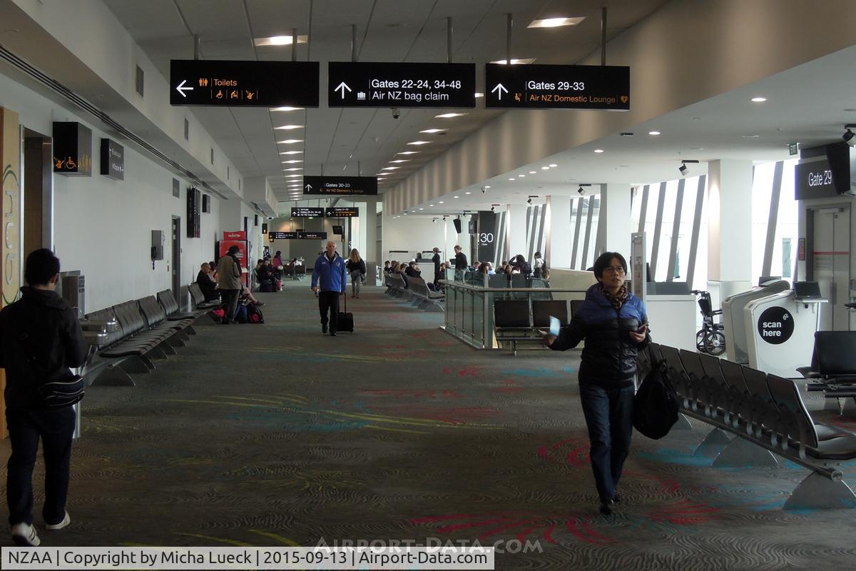 Auckland International Airport, Auckland New Zealand (NZAA) - At Auckland Domestic