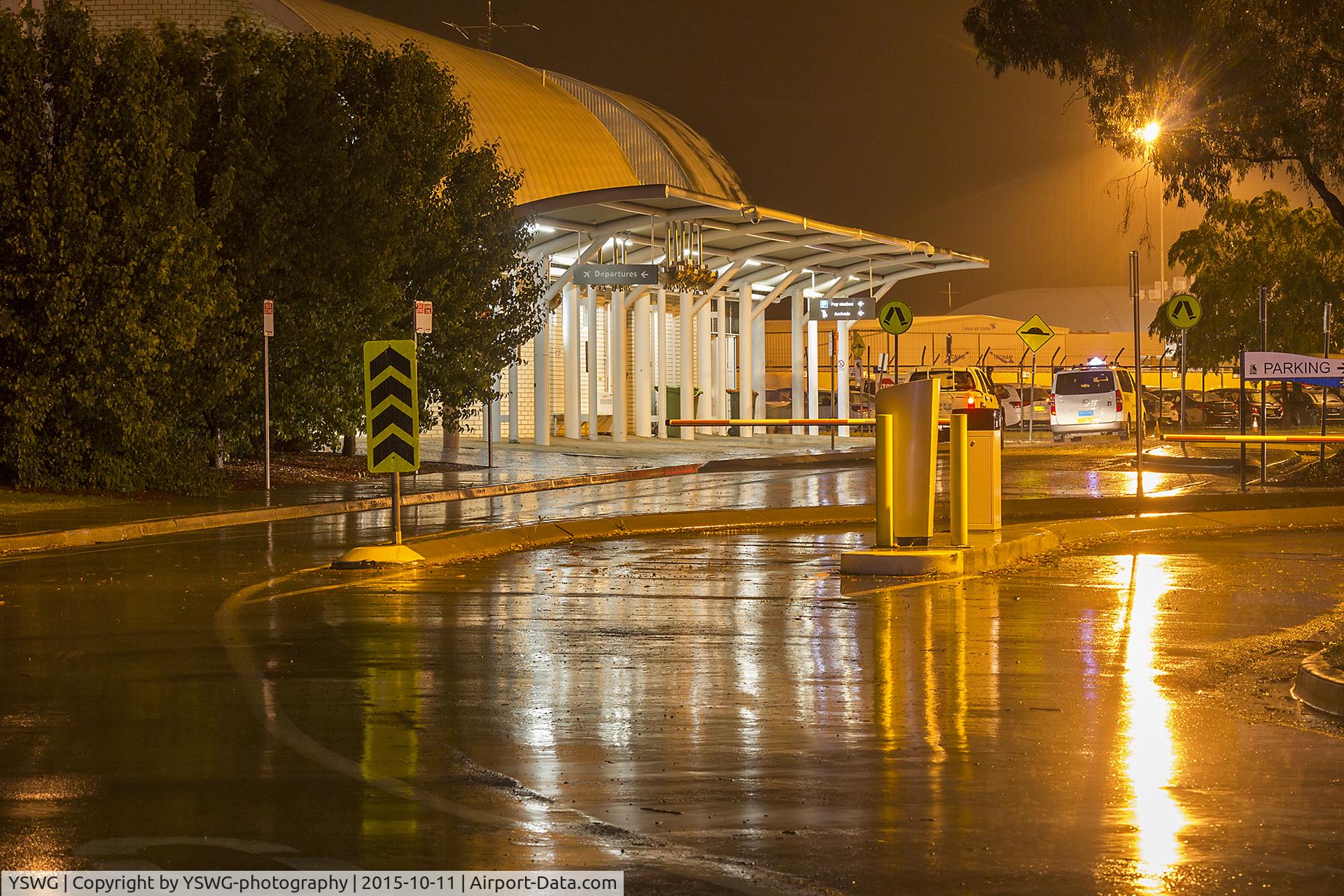 Wagga Wagga Airport, Wagga Wagga, New South Wales Australia (YSWG) - Wagga Wagga Airport terminal