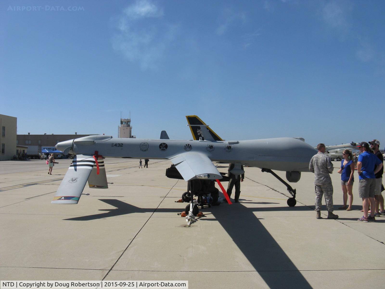 Point Mugu Nas (naval Base Ventura Co) Airport (NTD) - USAF General Atomics MQ-1 PREDATOR UAV, Rotax 914F Turbocharged 115 Hp pusher, max speed 135 Mph, can launch Hellfires and Stingers