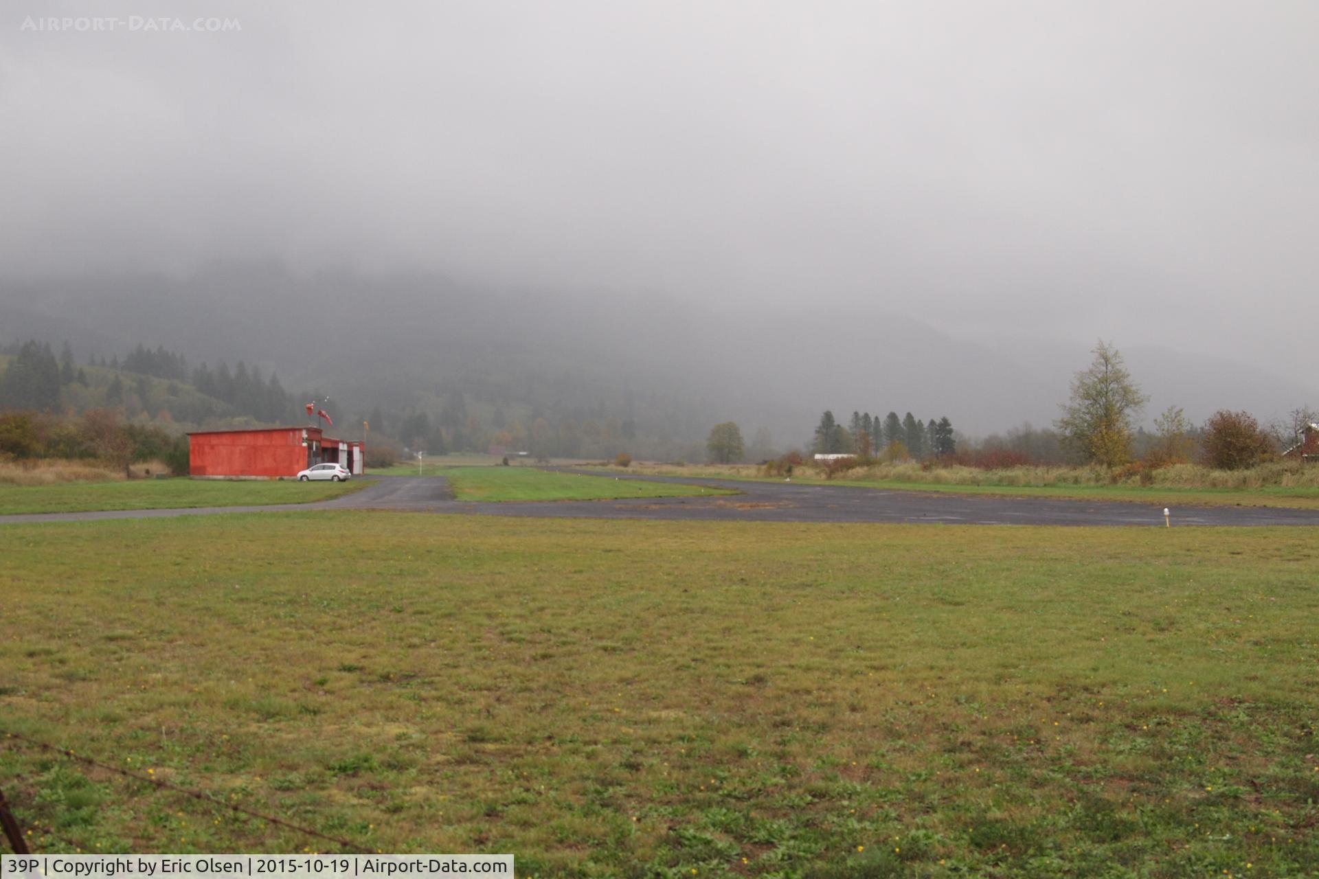 Strom Field Airport (39P) - Strom Field in Morton, WA. Hwy 12 is on the south side of the airport. Elevation is 950'