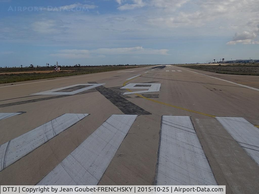 Zarzis Airport, Djerba Tunisia (DTTJ) - runway 09