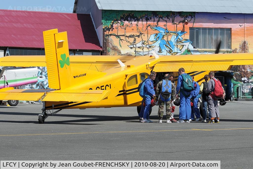 Royan Medis Airport, Royan France (LFCY) - para club