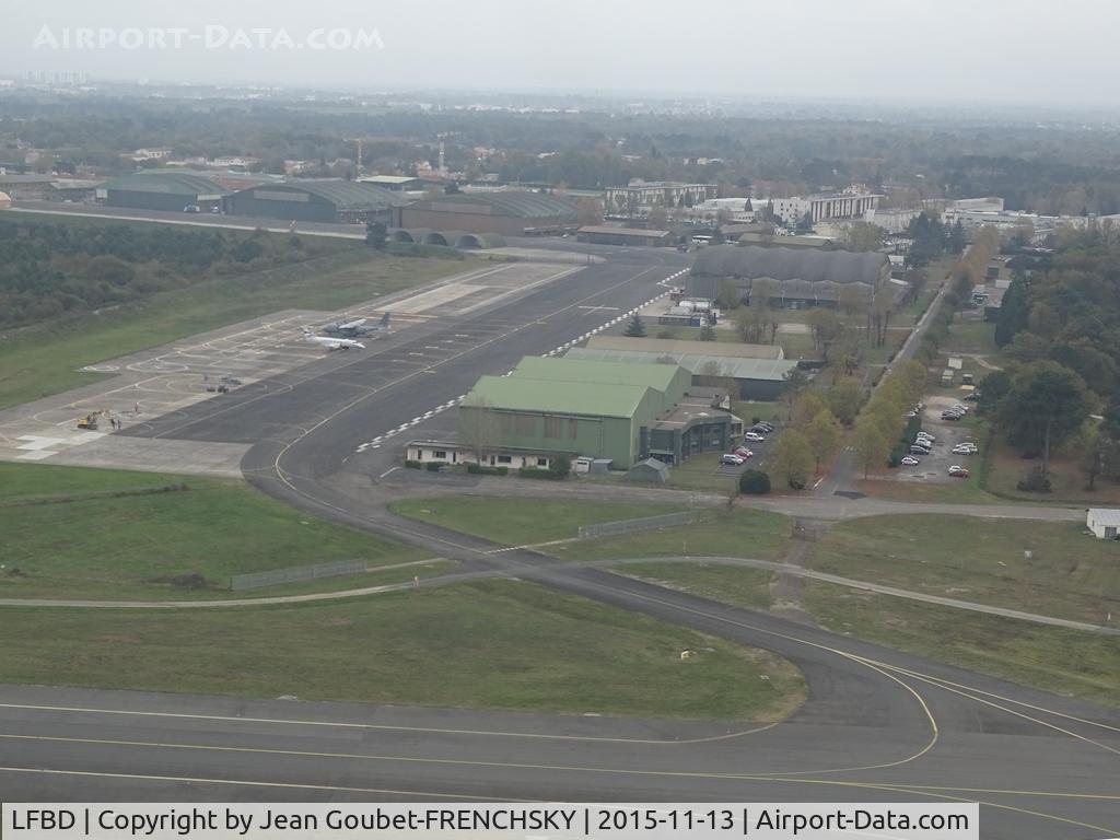 Bordeaux Airport, Merignac Airport France (LFBD) - BA 106