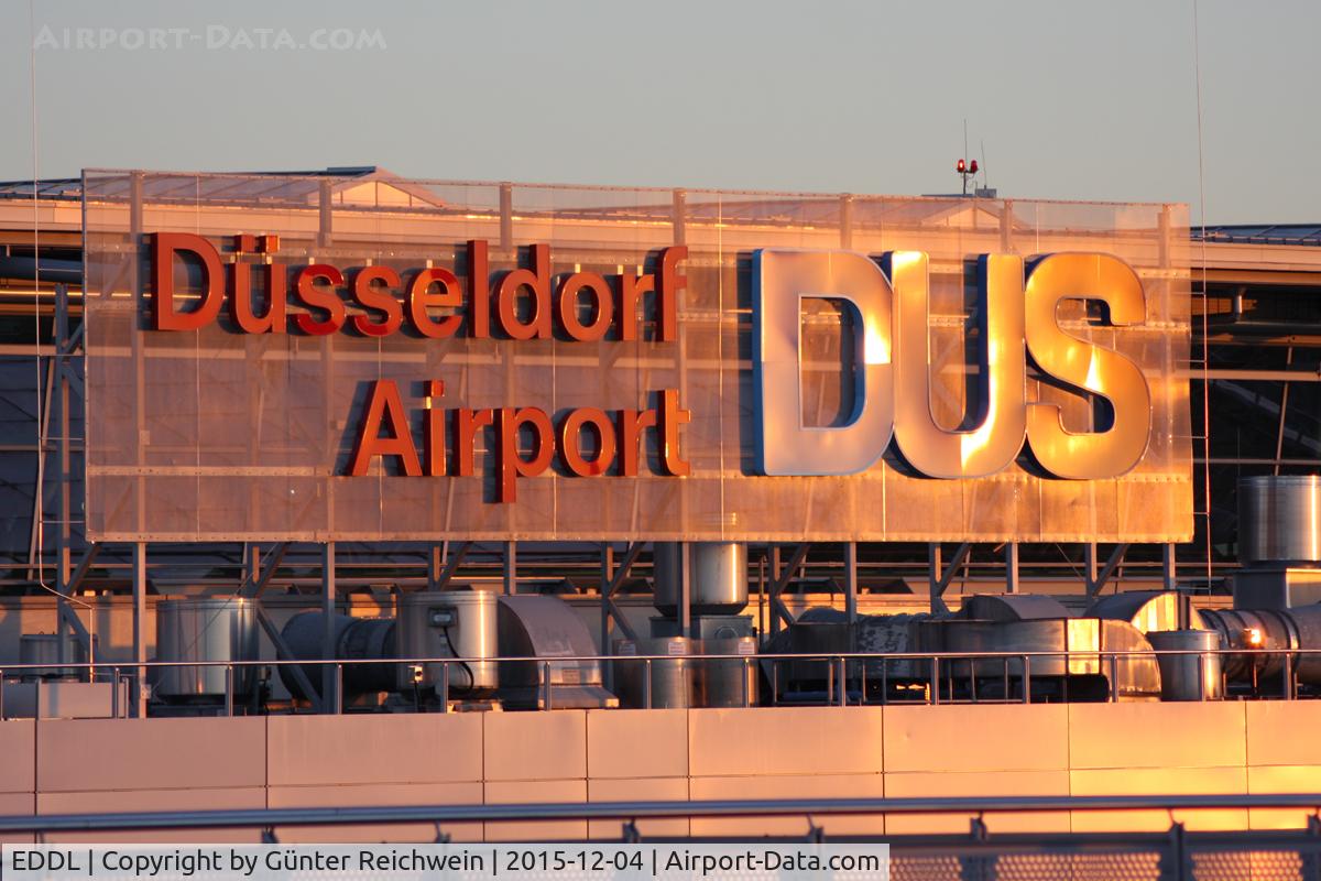 Düsseldorf International Airport, Düsseldorf Germany (EDDL) - Location sign at Terminal C 