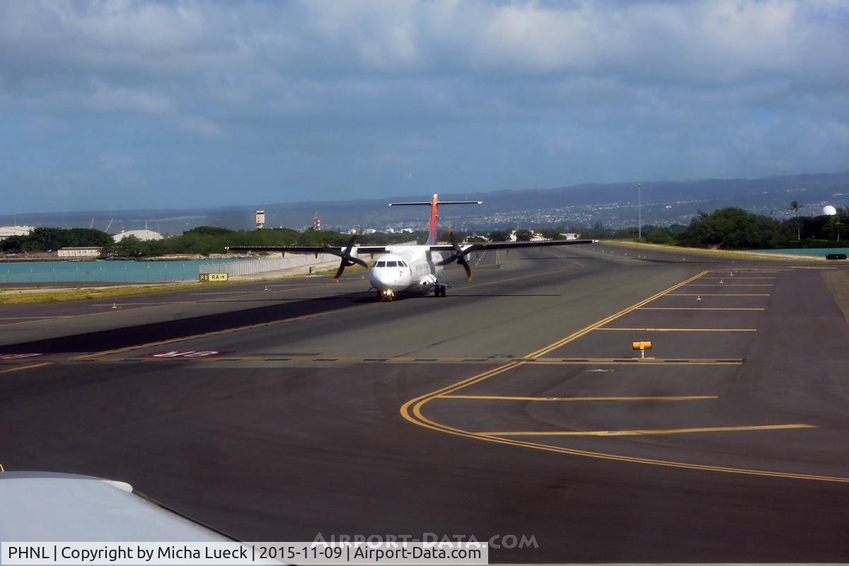 Honolulu International Airport, Honolulu, Hawaii United States (PHNL) - Long taxiway