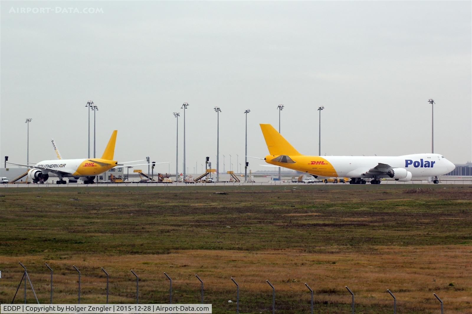 Leipzig/Halle Airport, Leipzig/Halle Germany (EDDP) - Apron 4 (close)....