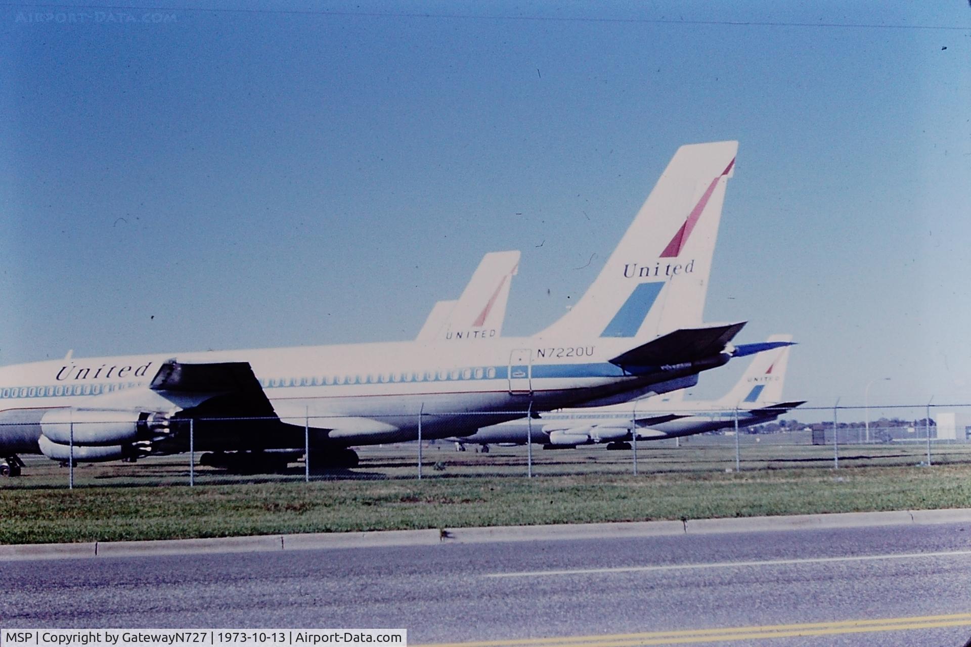 Minneapolis-st Paul Intl/wold-chamberlain Airport (MSP) - After United retired the B720-022 from its fleet in 1972, the majority of the aircraft were scattered to MSP or Denver Stapleton to await new owners or the scrap man. N7220U flew again and ended its days in MIA at the George Baker School. Scrapped in 2003