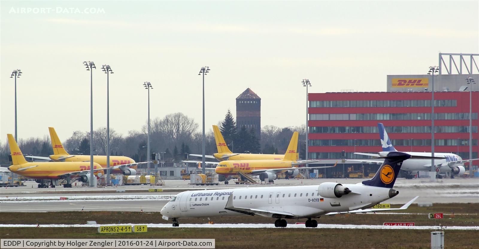 Leipzig/Halle Airport, Leipzig/Halle Germany (EDDP) - Outbound traffic on twy S5 and sunday rest for parcel carriers on apron 4.....