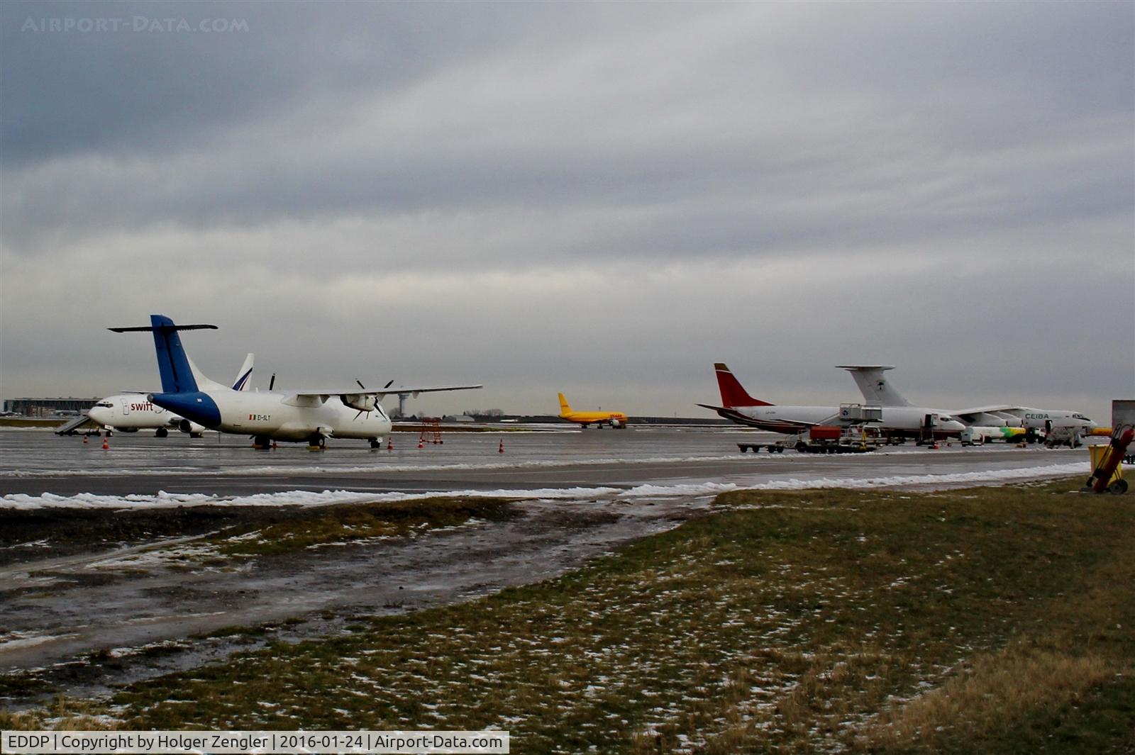 Leipzig/Halle Airport, Leipzig/Halle Germany (EDDP) - See want´s on at apron 2 on a lousy wet sunday afternoon...