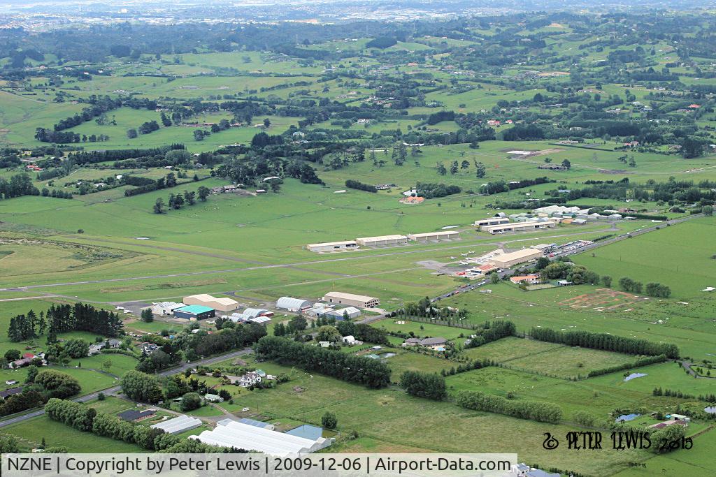 North Shore Aerodrome Airport, Auckland New Zealand (NZNE) - downwind NE