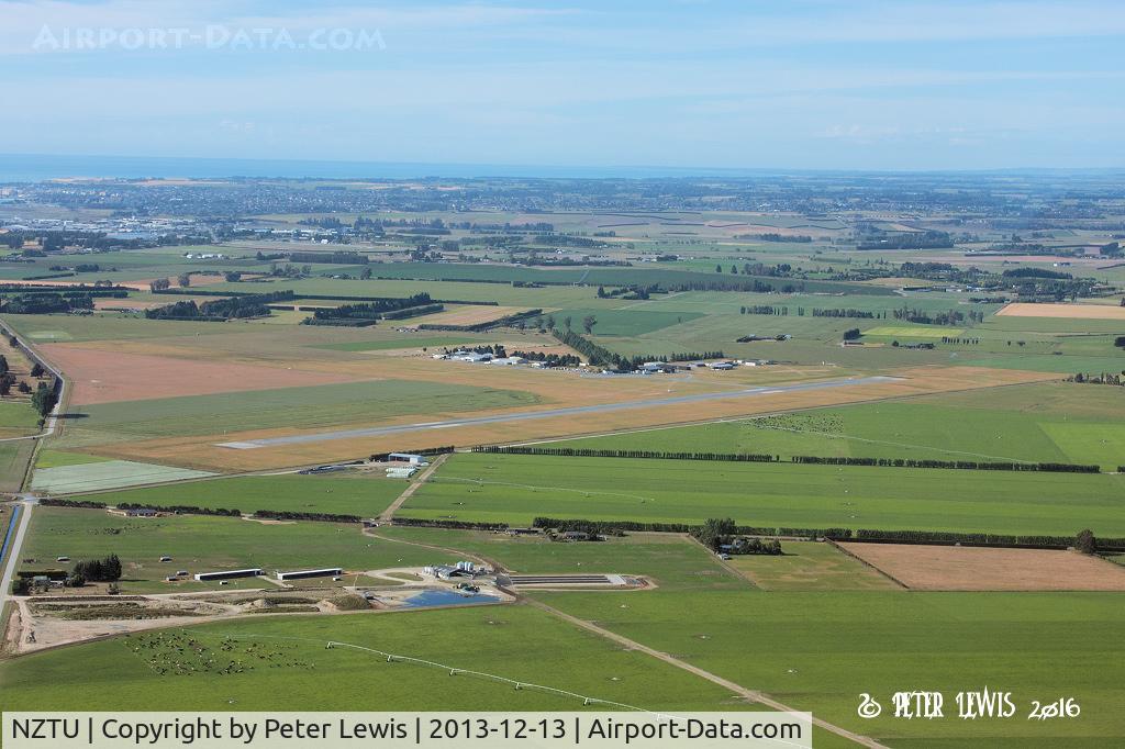 Richard Pearse Airport, Timaru New Zealand (NZTU) - in the circuit at TI