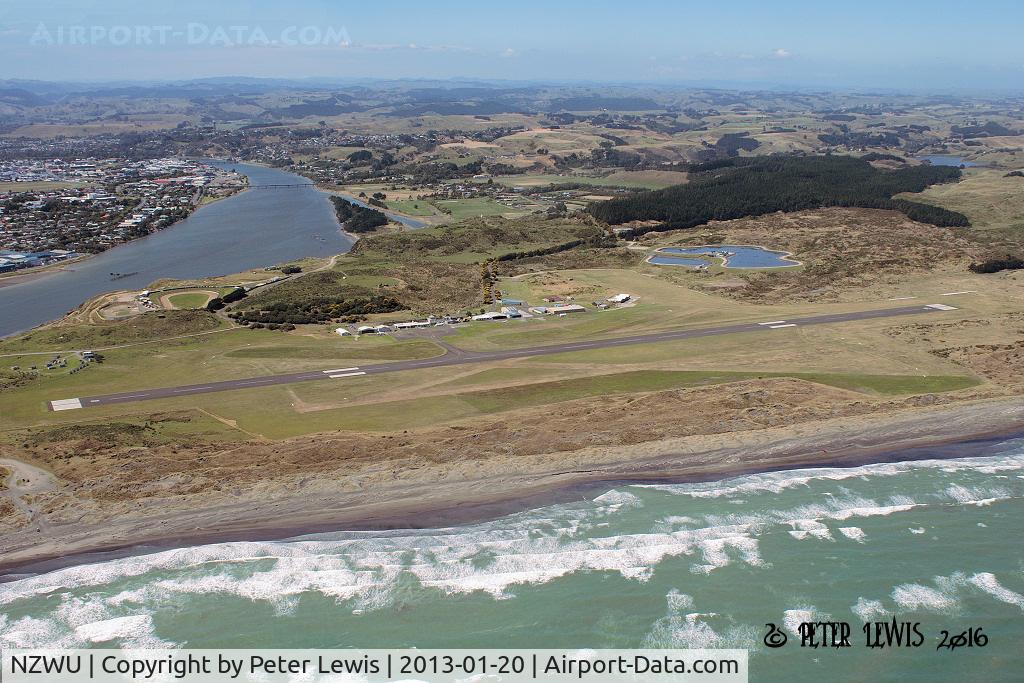 Wanganui Airport, Wanganui New Zealand (NZWU) - transiting WU