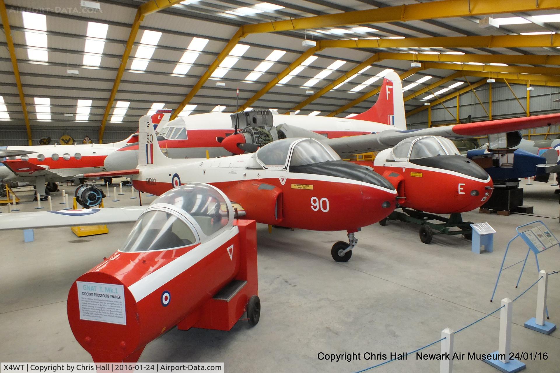 X4WT Airport - Newark Air Museum