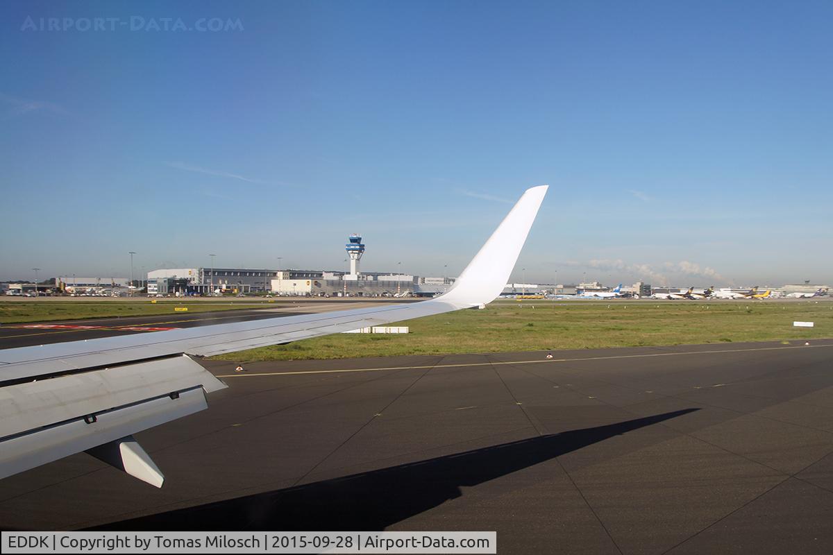Cologne Bonn Airport, Cologne/Bonn Germany (EDDK) - Arriving after a flight from TXL onboard Air Berlin's D-ABAF