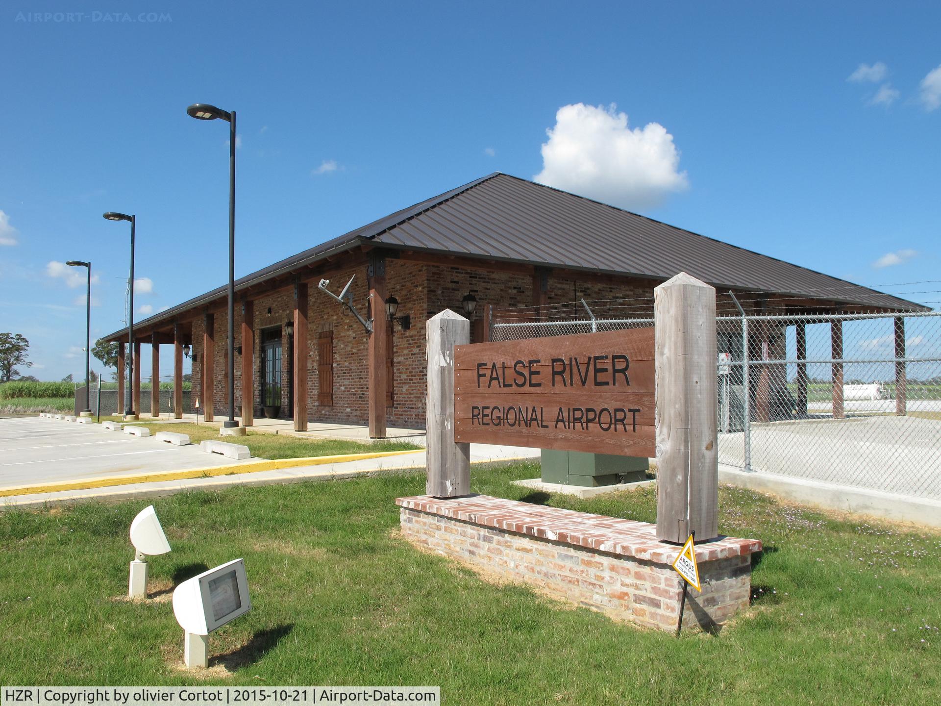 False River Regional Airport (HZR) - The office building