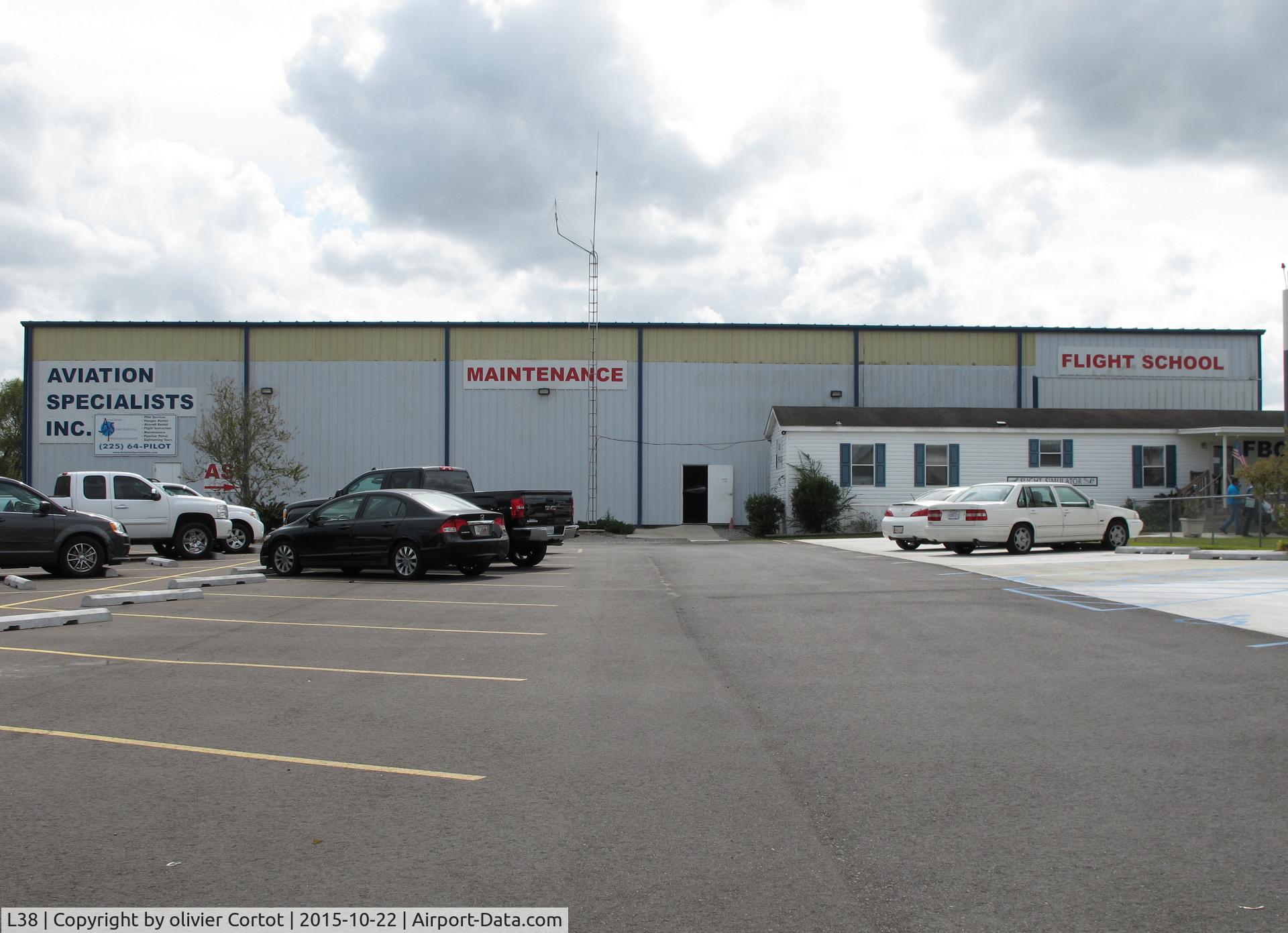 Louisiana Regional Airport (L38) - view from the parking lot