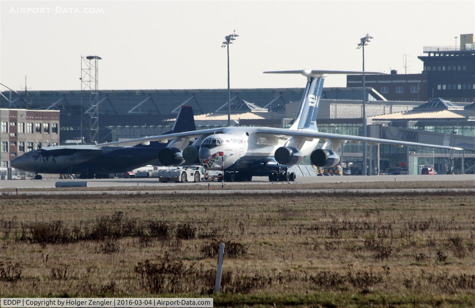 Leipzig/Halle Airport, Leipzig/Halle Germany (EDDP) - Lady Silkliner and Sir Ruby Star together on apron 1 west.....