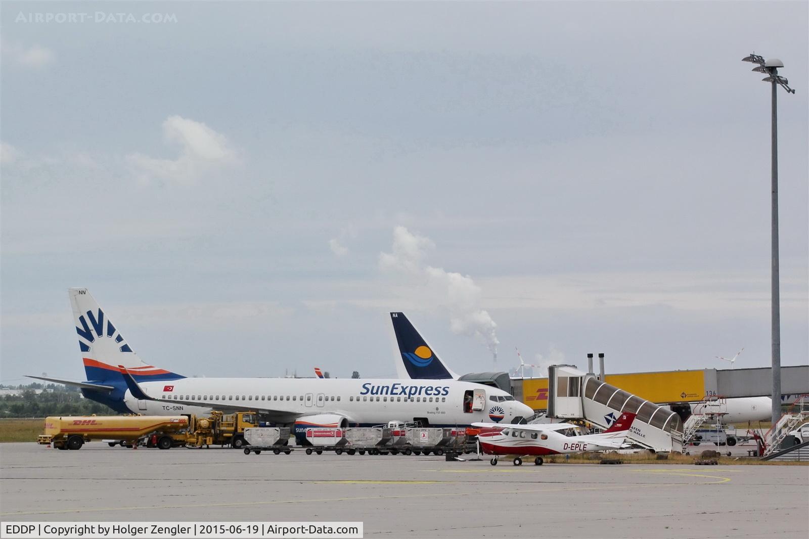 Leipzig/Halle Airport, Leipzig/Halle Germany (EDDP) - This and that on apron 1....