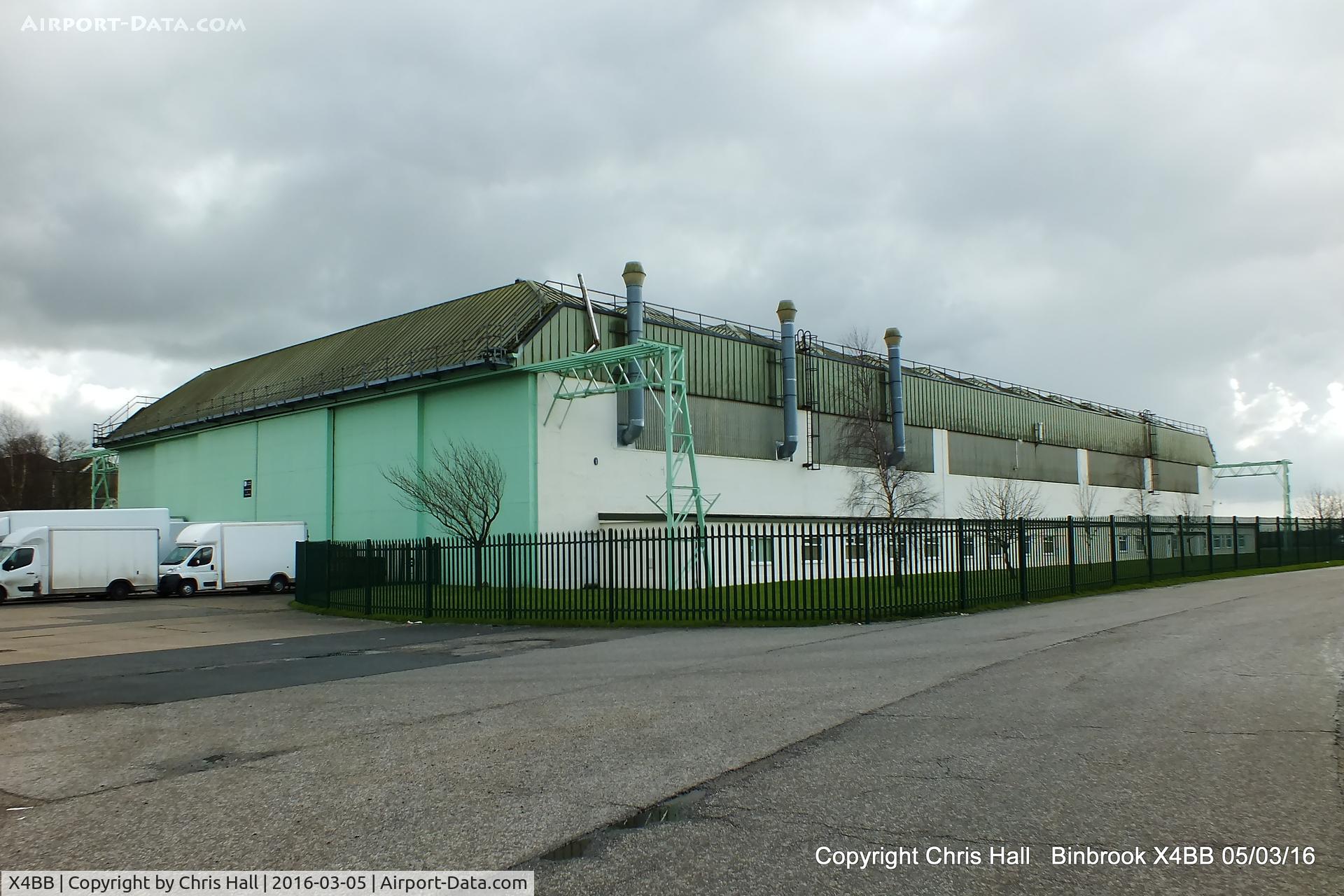 X4BB Airport - one of the surviving hangars at the former RAF Binbrook