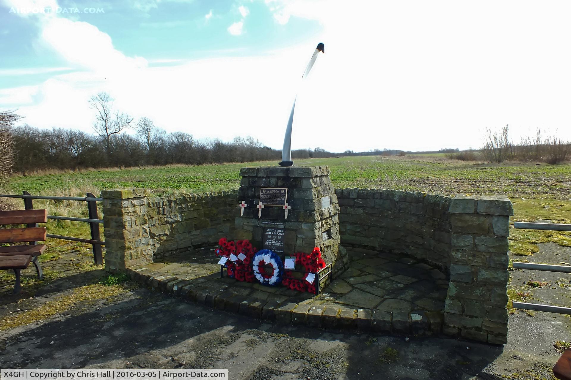 X4GH Airport - memorial at the former RAF Goxhill