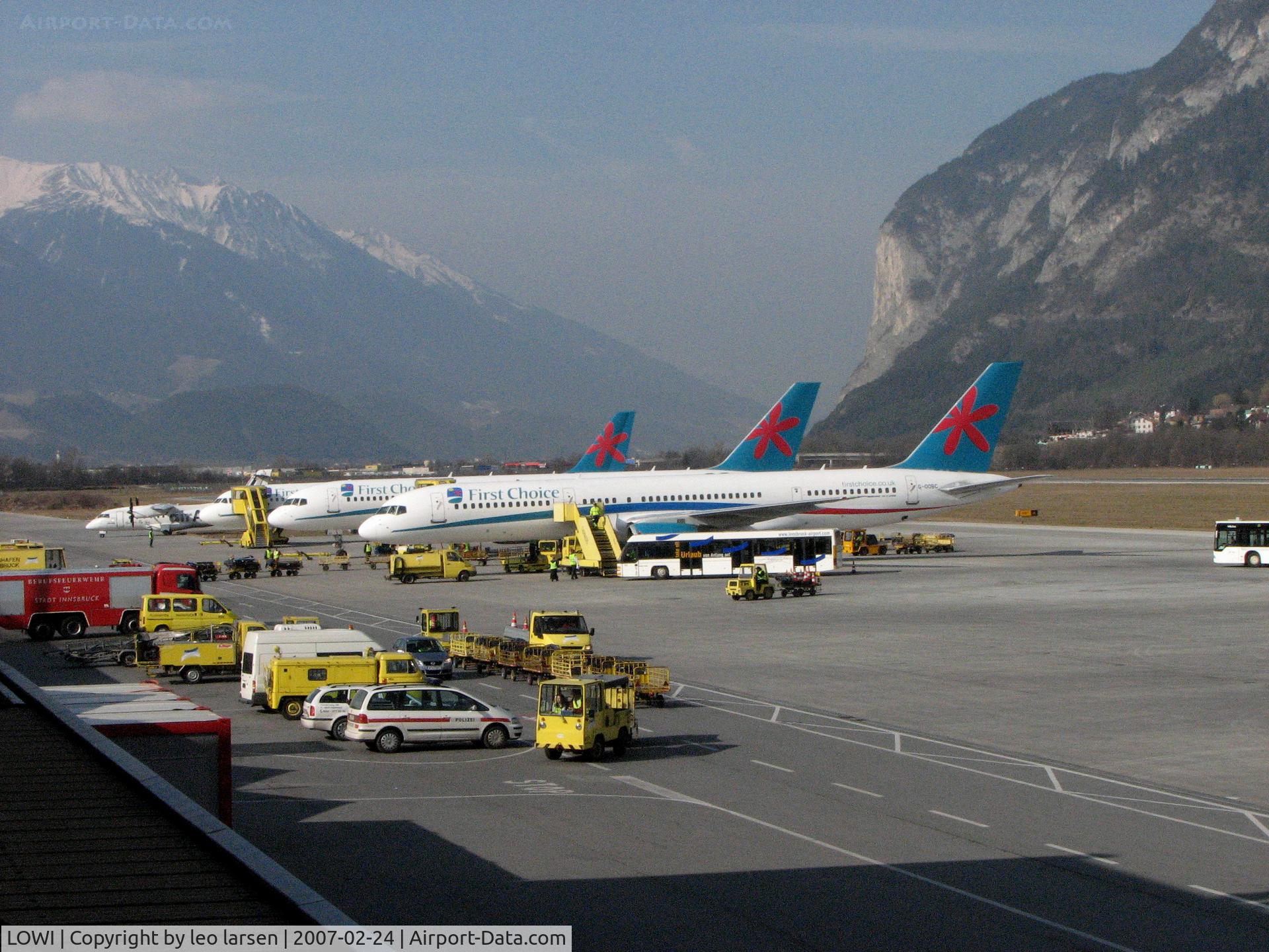 Innsbruck Airport, Innsbruck Austria (LOWI) - Innsbruck 24.2.07