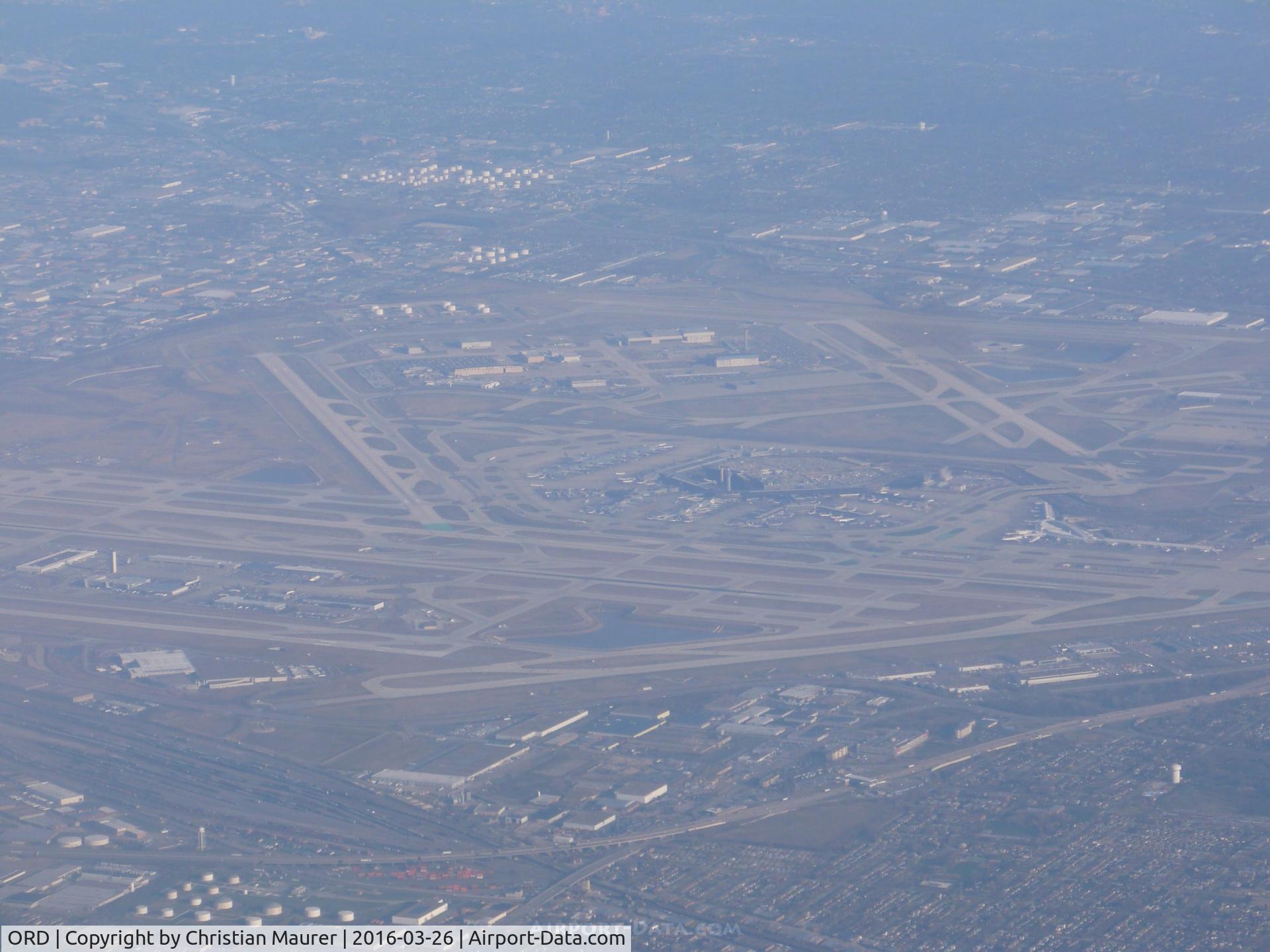 Chicago O'hare International Airport (ORD) - Chicago O'hare Taken from N703SK, A CRJ-700