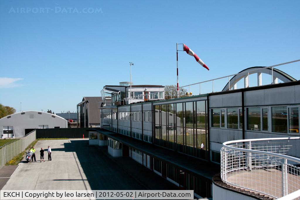 Copenhagen Airport, Kastrup near Copenhagen Denmark (EKCH) - Old Terminal drawing by Vilhelm Lauritzen 1939
Moved in 2009 apx 2 km.