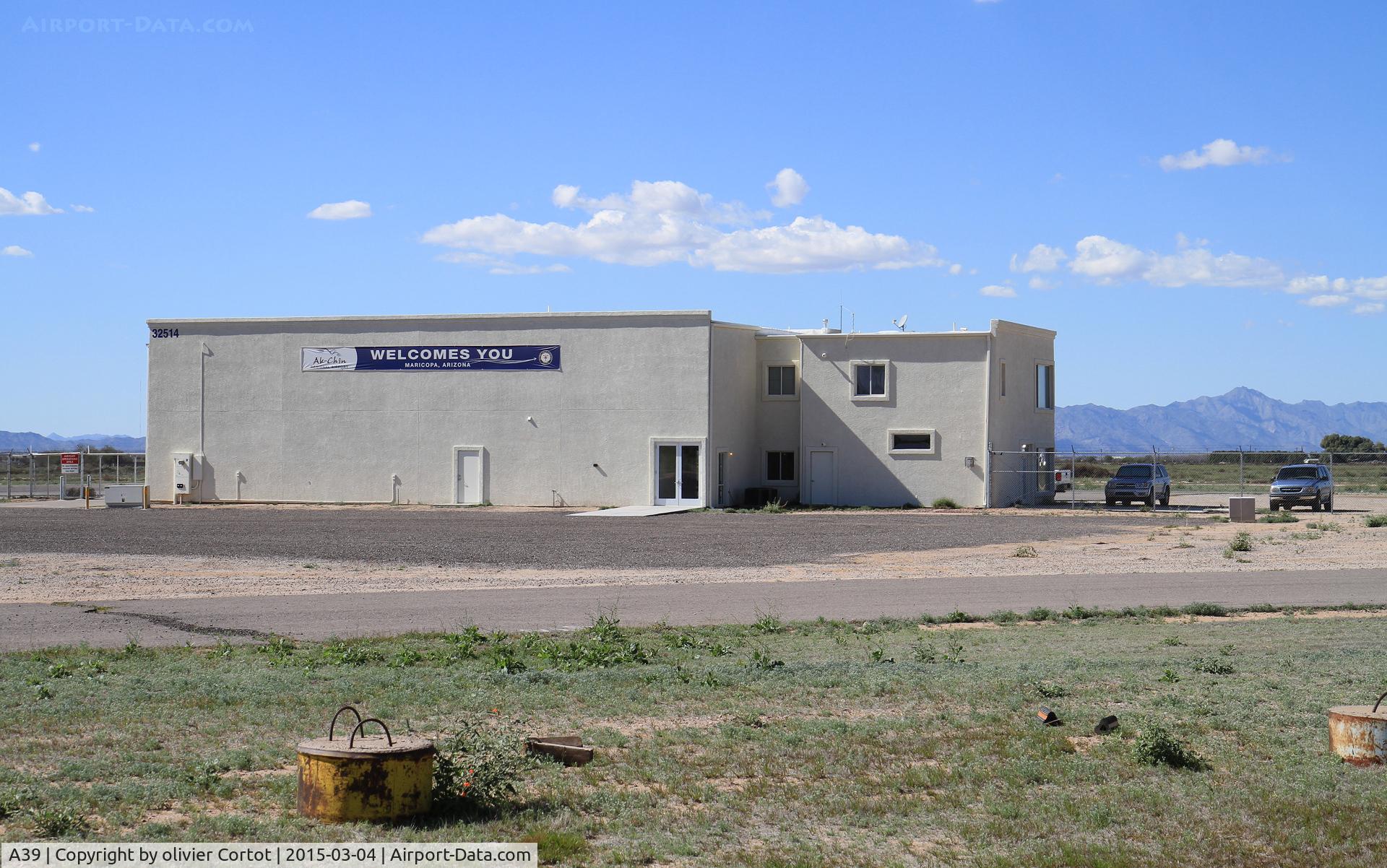 Ak-chin Regional Airport (A39) - a building