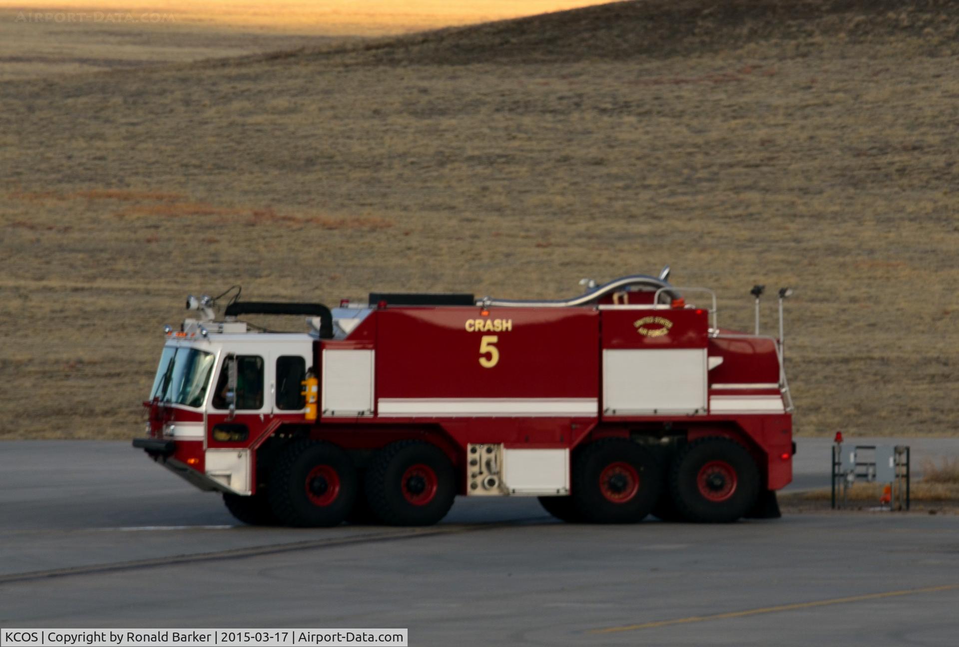 City Of Colorado Springs Municipal Airport (COS) - Crash 5 at COS