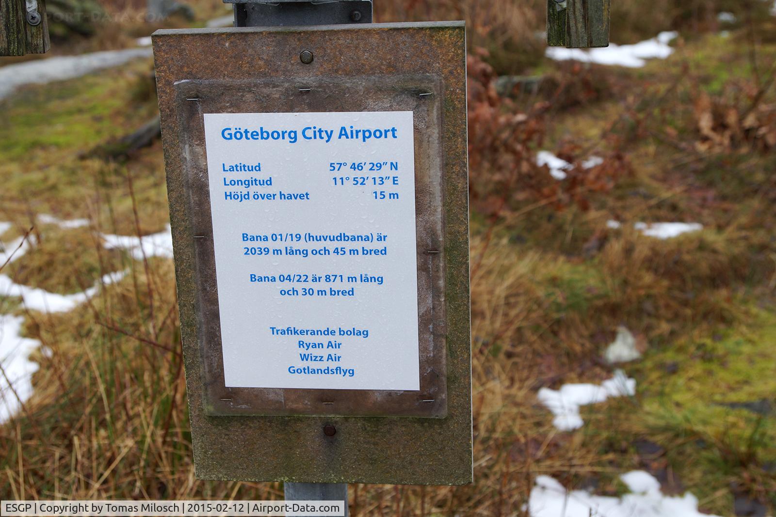 Göteborg City Airport (Säve), Göteborg Sweden (ESGP) - In the end of the year 2014 all scheduled flight were moved to GOT. 