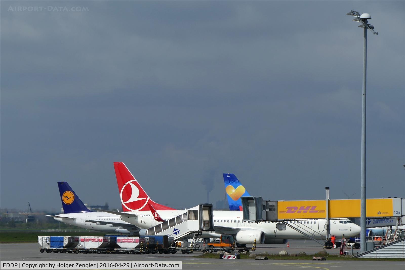 Leipzig/Halle Airport, Leipzig/Halle Germany (EDDP) - Business as usual on apron 1.....