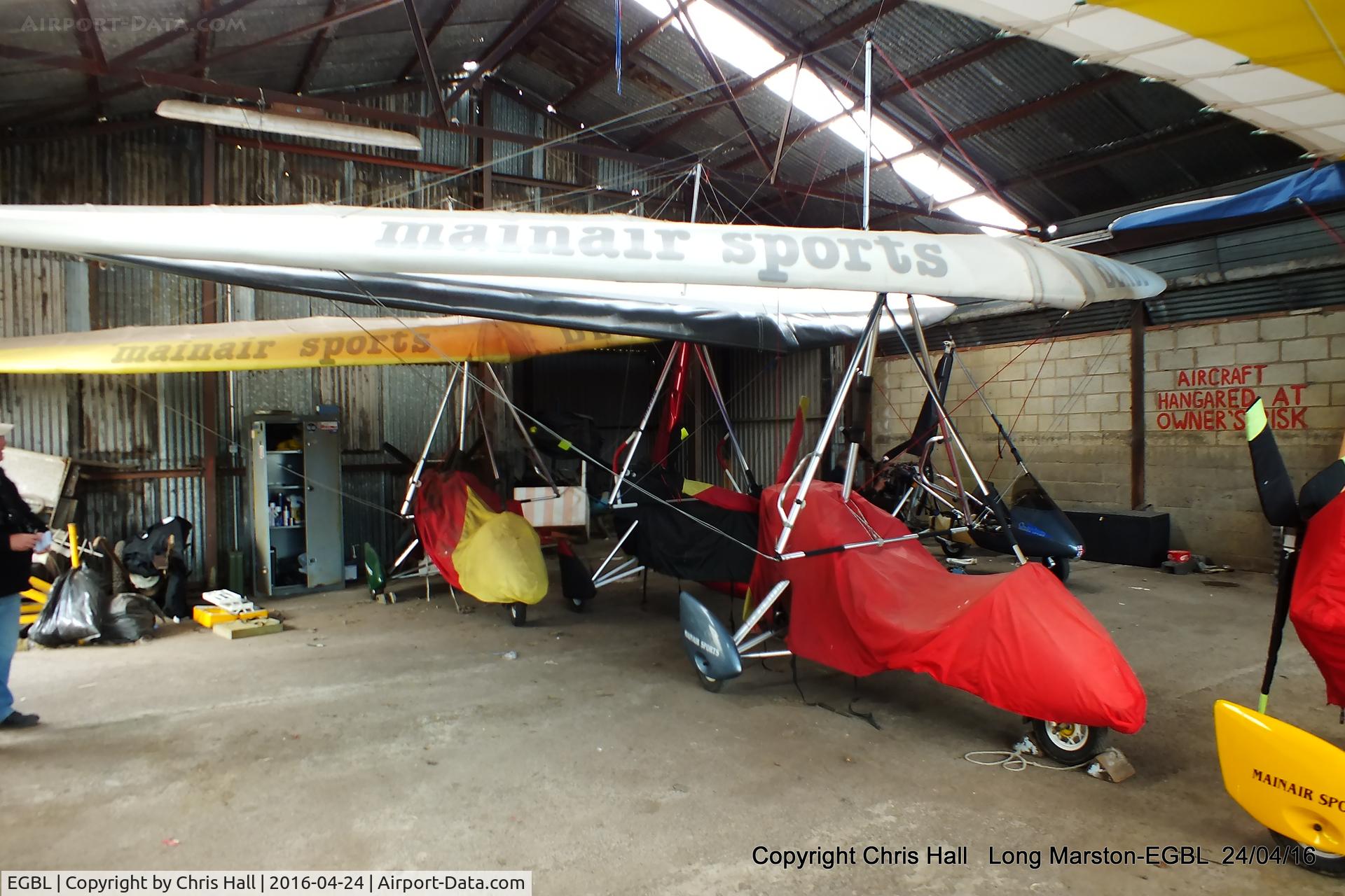 EGBL Airport - flexwing microlights at Long Marston