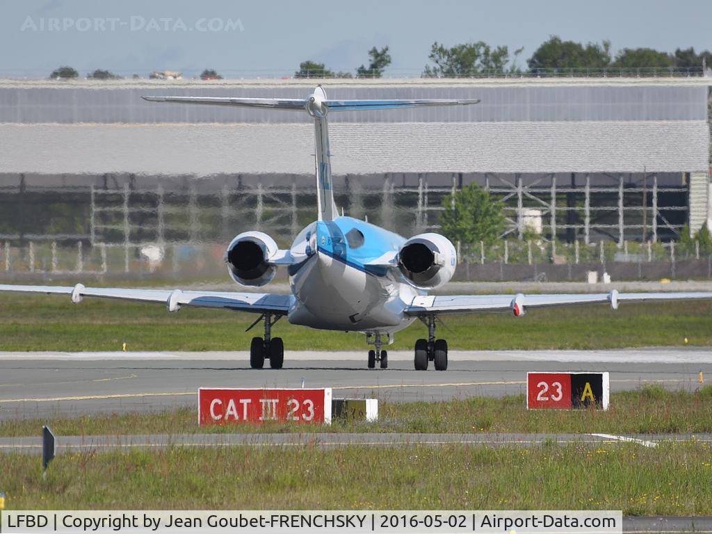 Bordeaux Airport, Merignac Airport France (LFBD) - runway 23 catégorie III, F28 KLM PH-KZL to AMS