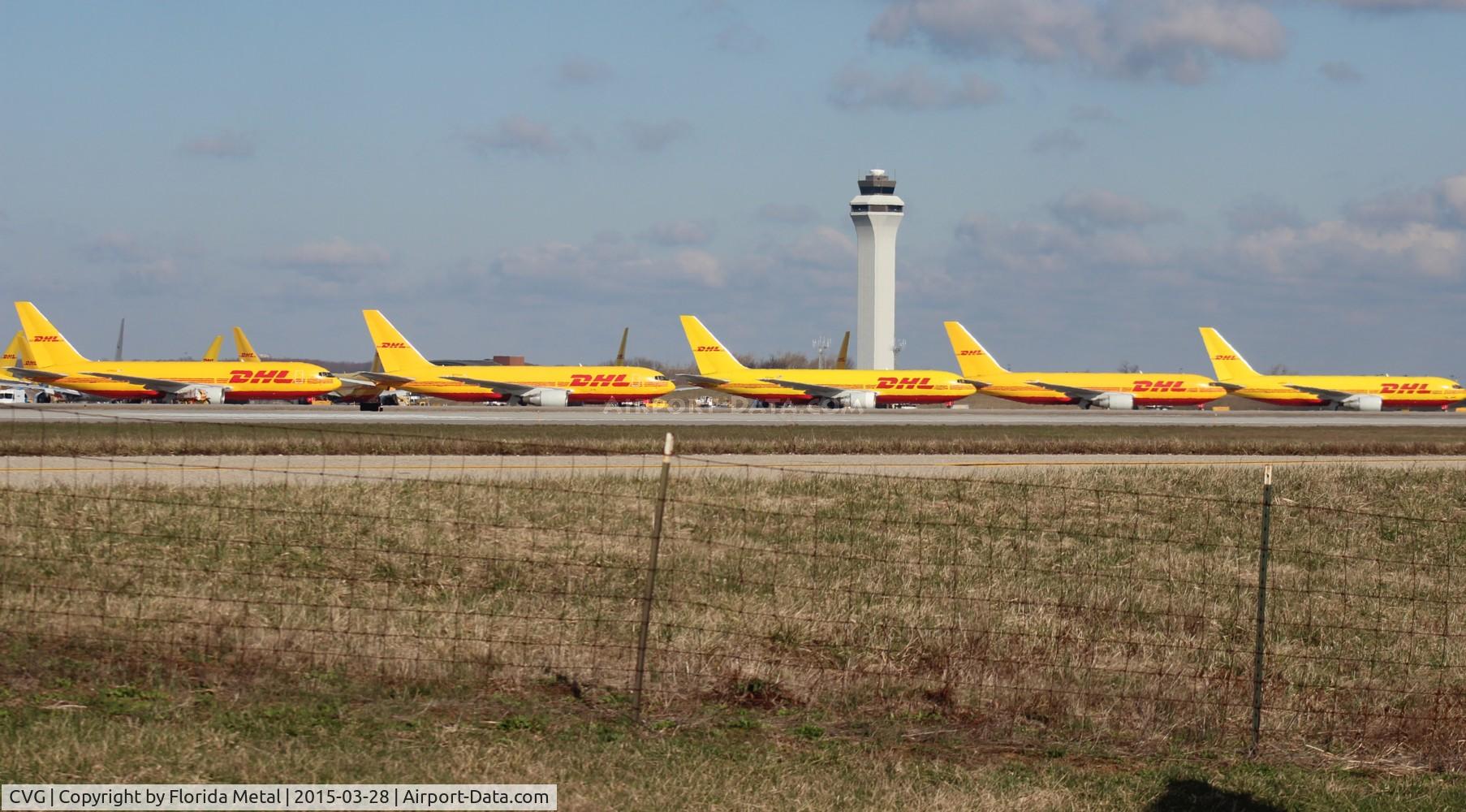 Cincinnati/northern Kentucky International Airport (CVG) - DHL line up