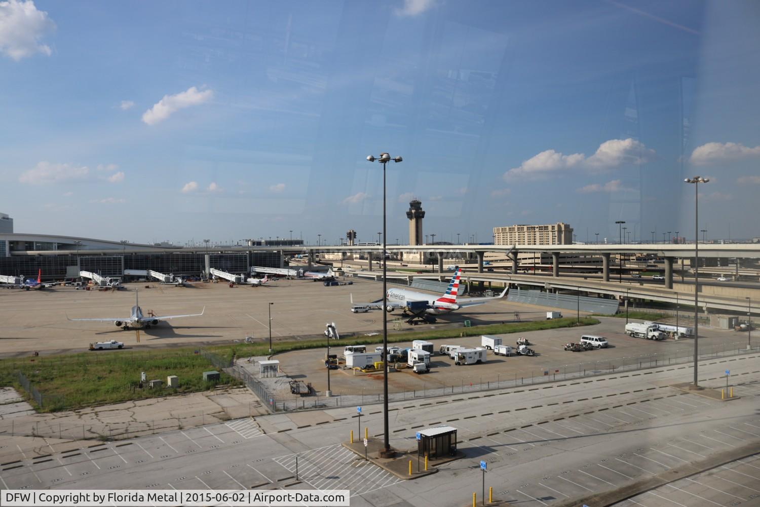 Dallas/fort Worth International Airport (DFW) - Dallas from the air train