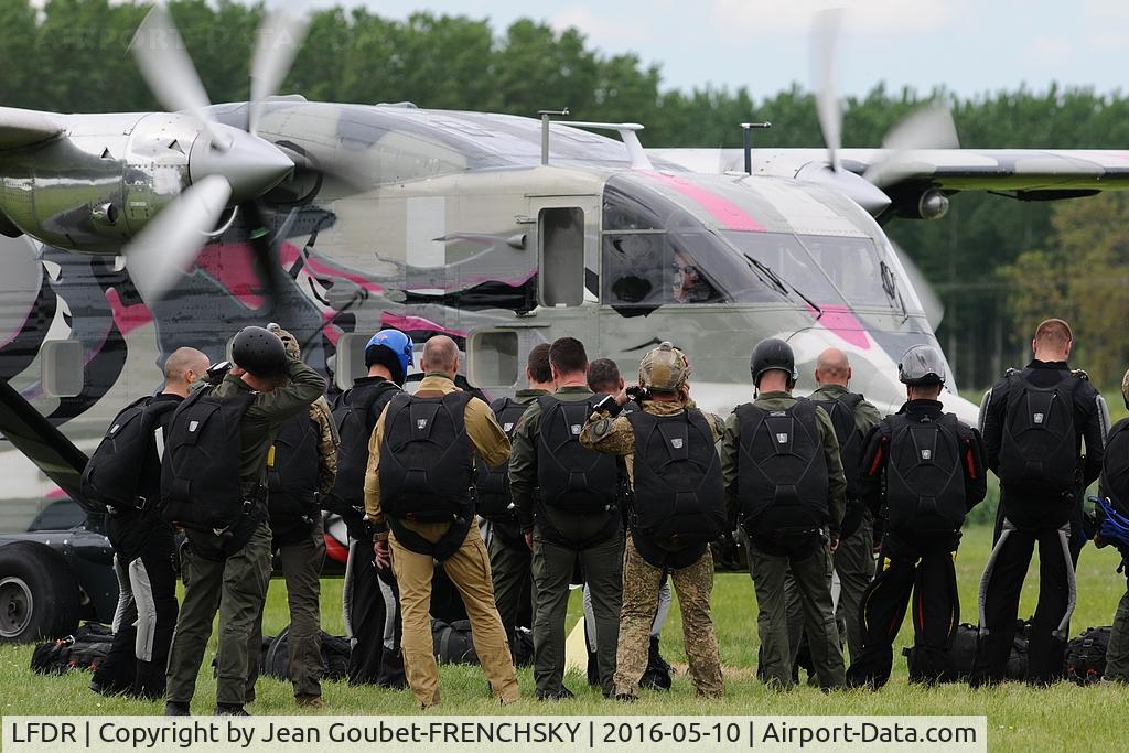 La Réole Floudes Airport, La Réole France (LFDR) - Pink Aviation Services
