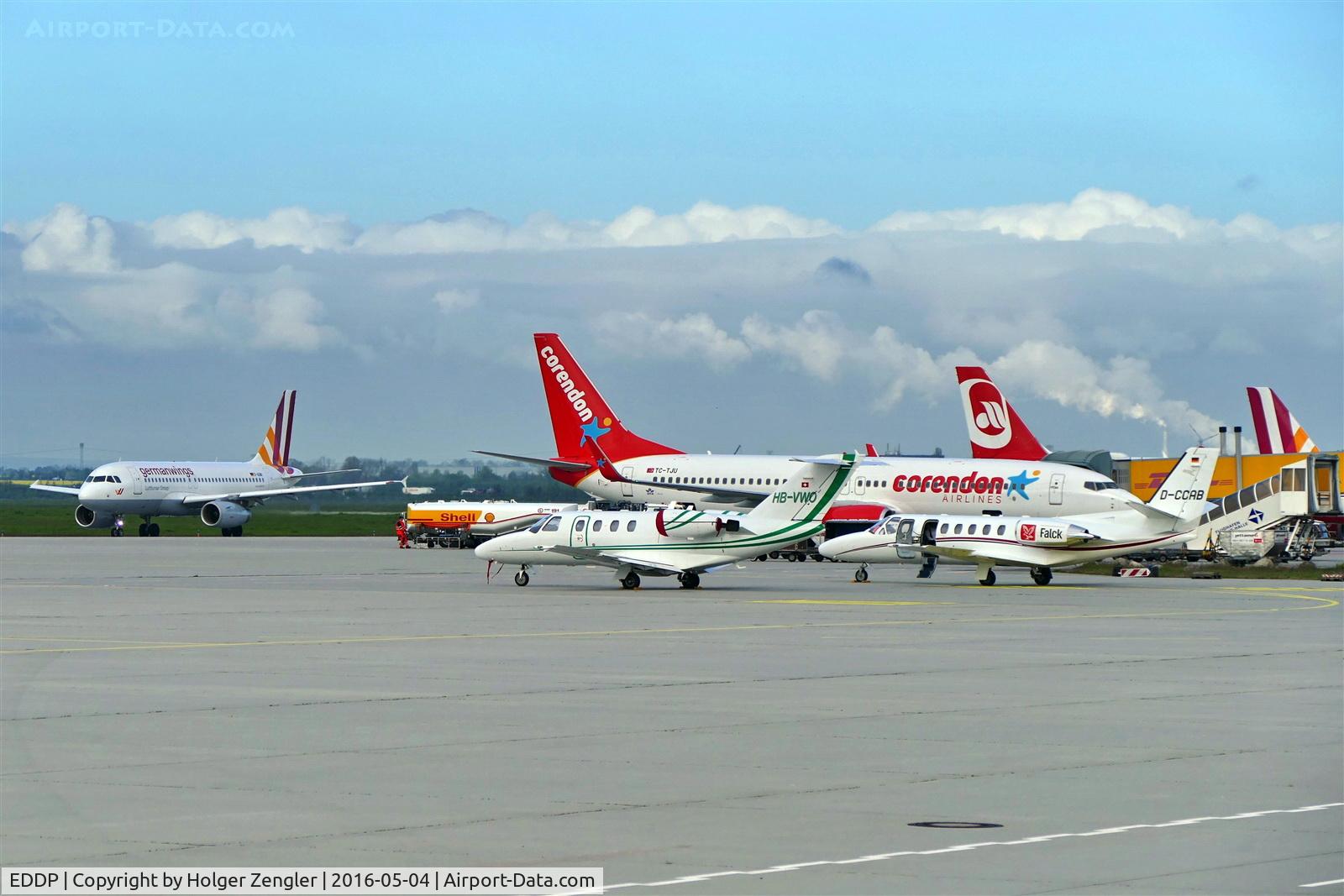 Leipzig/Halle Airport, Leipzig/Halle Germany (EDDP) - The crowded hour on apron 1....
