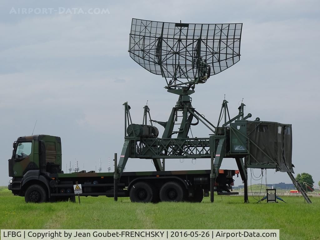 Cognac Airport, Chateaubernard Airport France (LFBG) - BA709