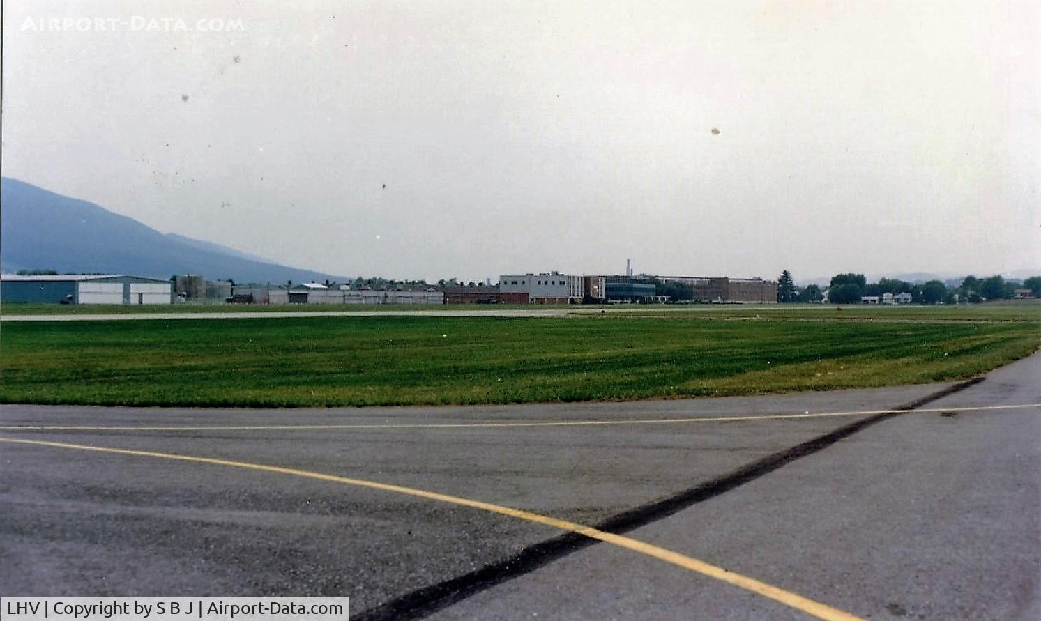 William T. Piper Memorial Airport (LHV) - Looking at the old Piper factory from across the airport.