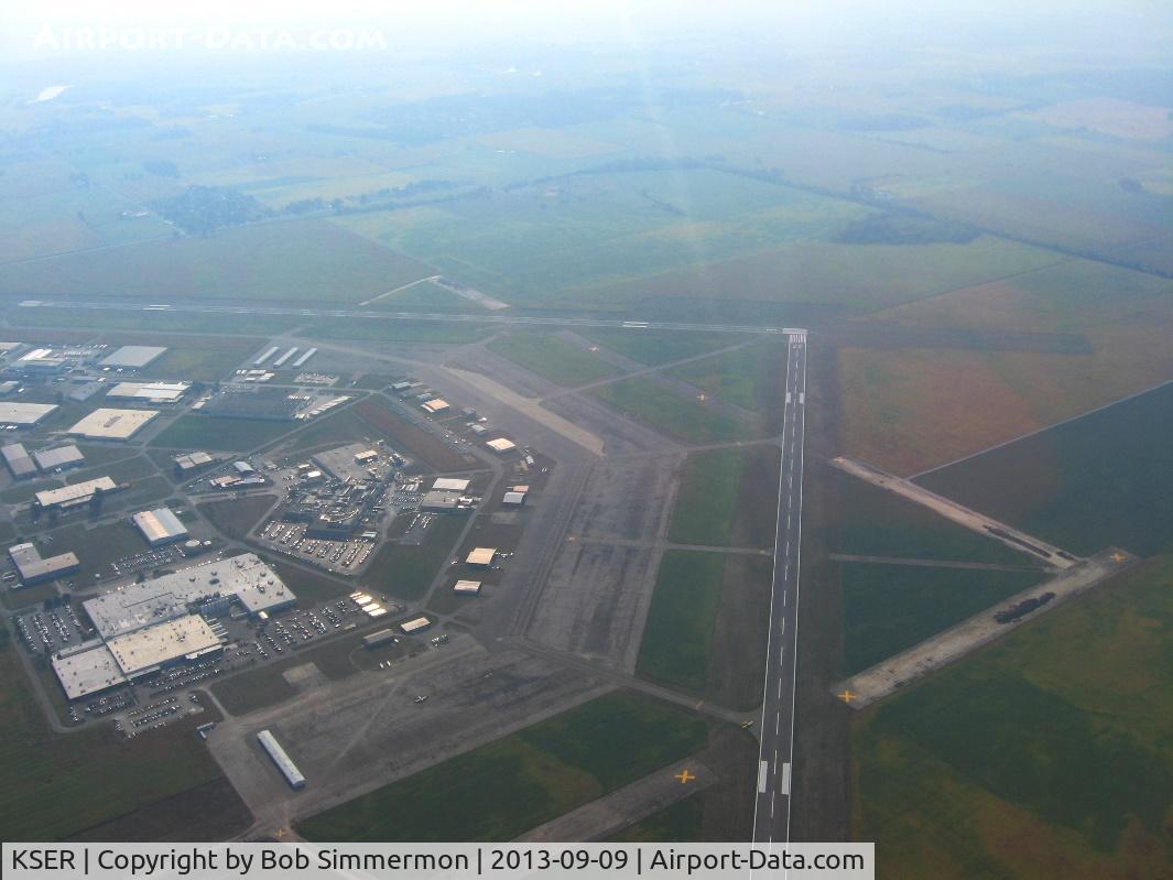 Freeman Municipal Airport (SER) - Overflying at 3000 ft.