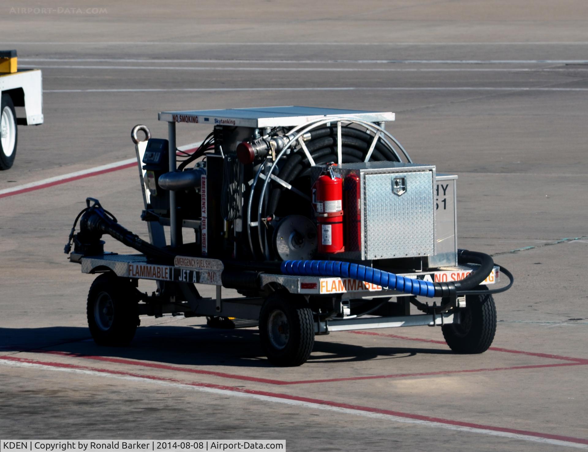Denver International Airport (DEN) - Fuel pump Denver