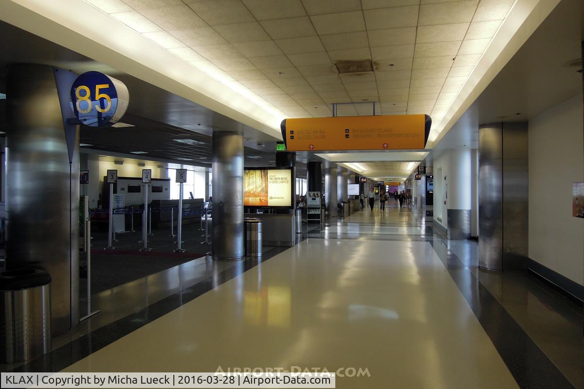 Los Angeles International Airport (LAX) - A rather quiet time at LAX