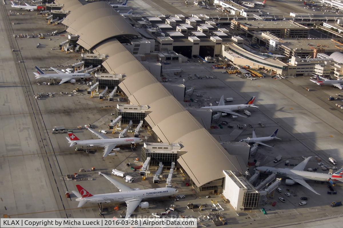 Los Angeles International Airport (LAX) - Colourful tails at TBIT