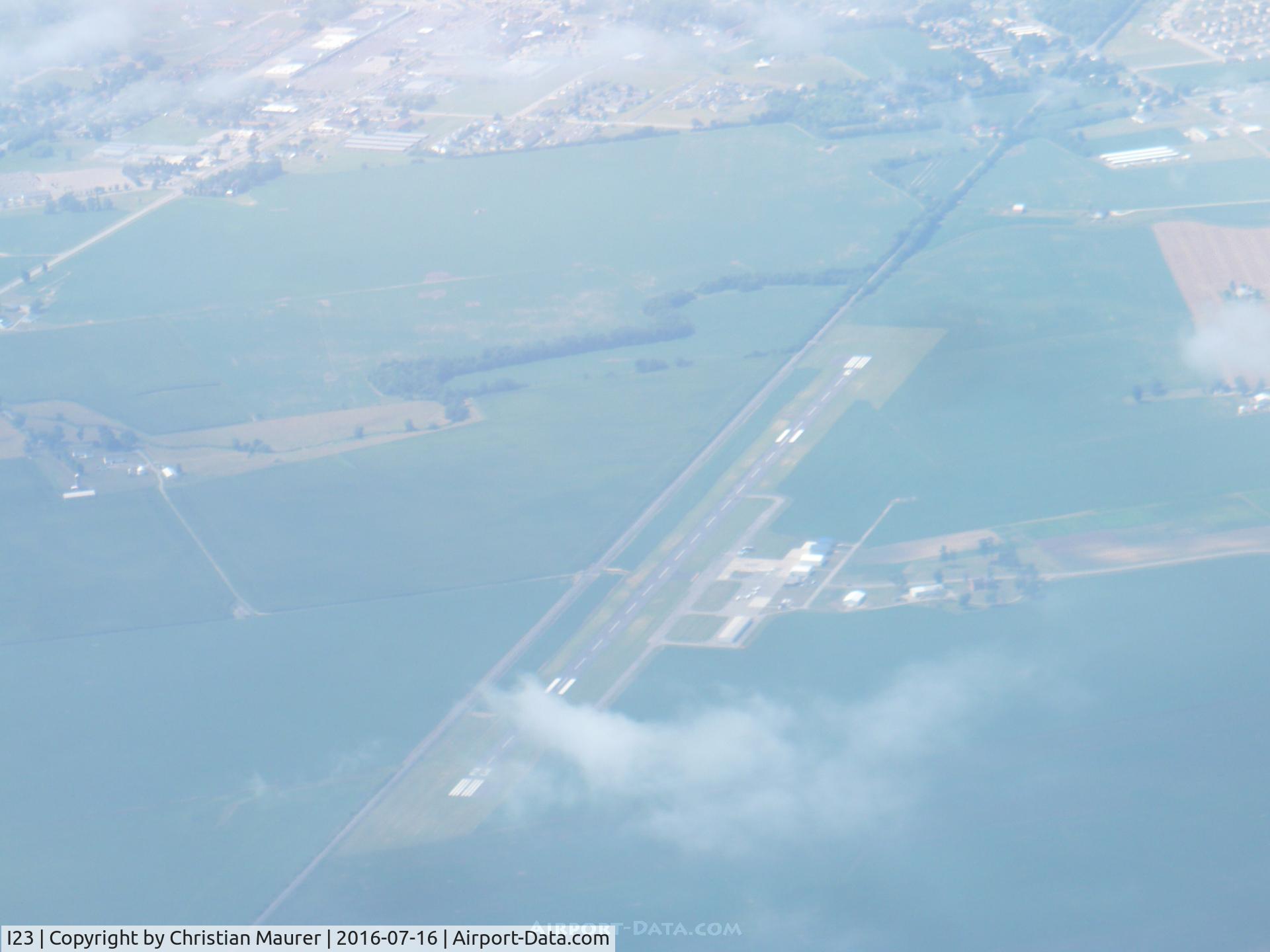 Fayette County Airport (I23) - Fayette County Taken from an RV7