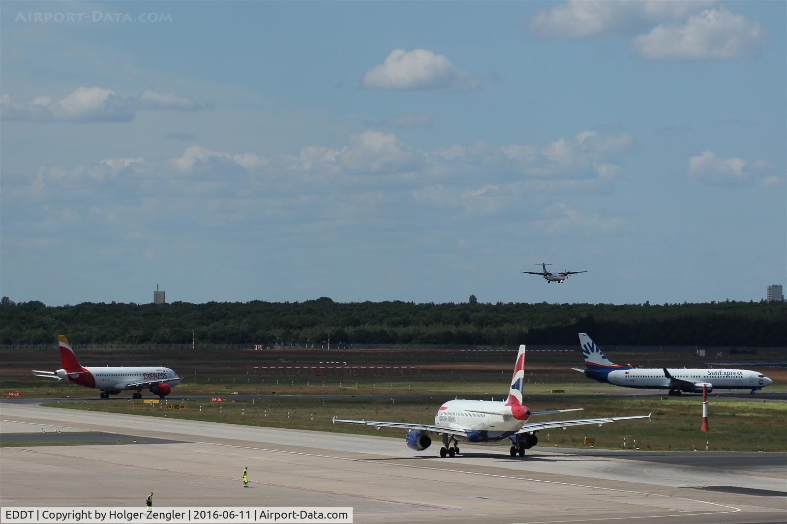 Tegel International Airport (closing in 2011), Berlin Germany (EDDT) - TXL waving good bye tour no.4 since 2011 